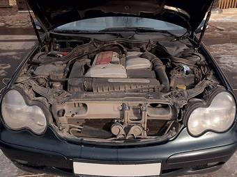 2000 Mercedes-Benz C-Class Photos