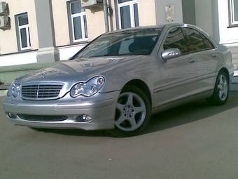 2000 Mercedes-Benz C-Class Images