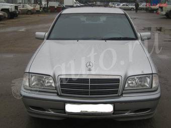 2000 Mercedes-Benz C-Class