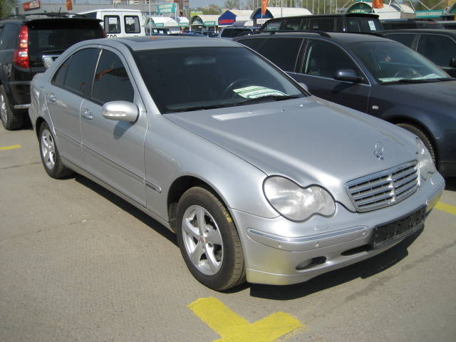 2000 Mercedes-Benz C-Class