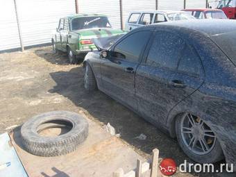 2000 Mercedes-Benz C-Class Pictures