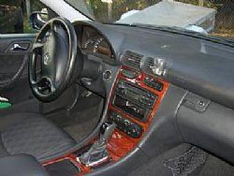 2000 Mercedes-Benz C-Class Photos