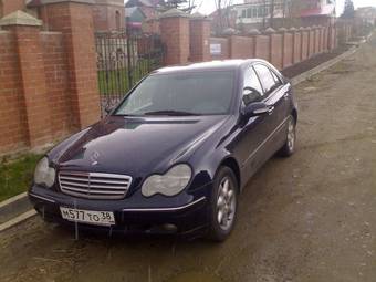 2000 Mercedes-Benz C-Class Photos