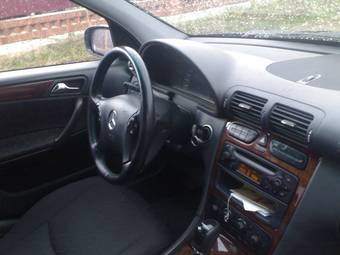 2000 Mercedes-Benz C-Class Pictures