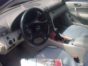 2000 Mercedes-Benz C-Class Pictures