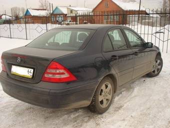 2000 Mercedes-Benz C-Class Pictures