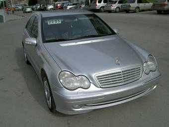 2000 Mercedes-Benz C-Class Pictures