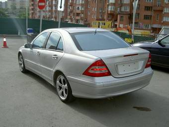 2000 Mercedes-Benz C-Class Photos