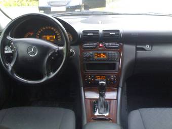 2000 Mercedes-Benz C-Class Pictures