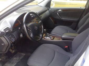2000 Mercedes-Benz C-Class Photos