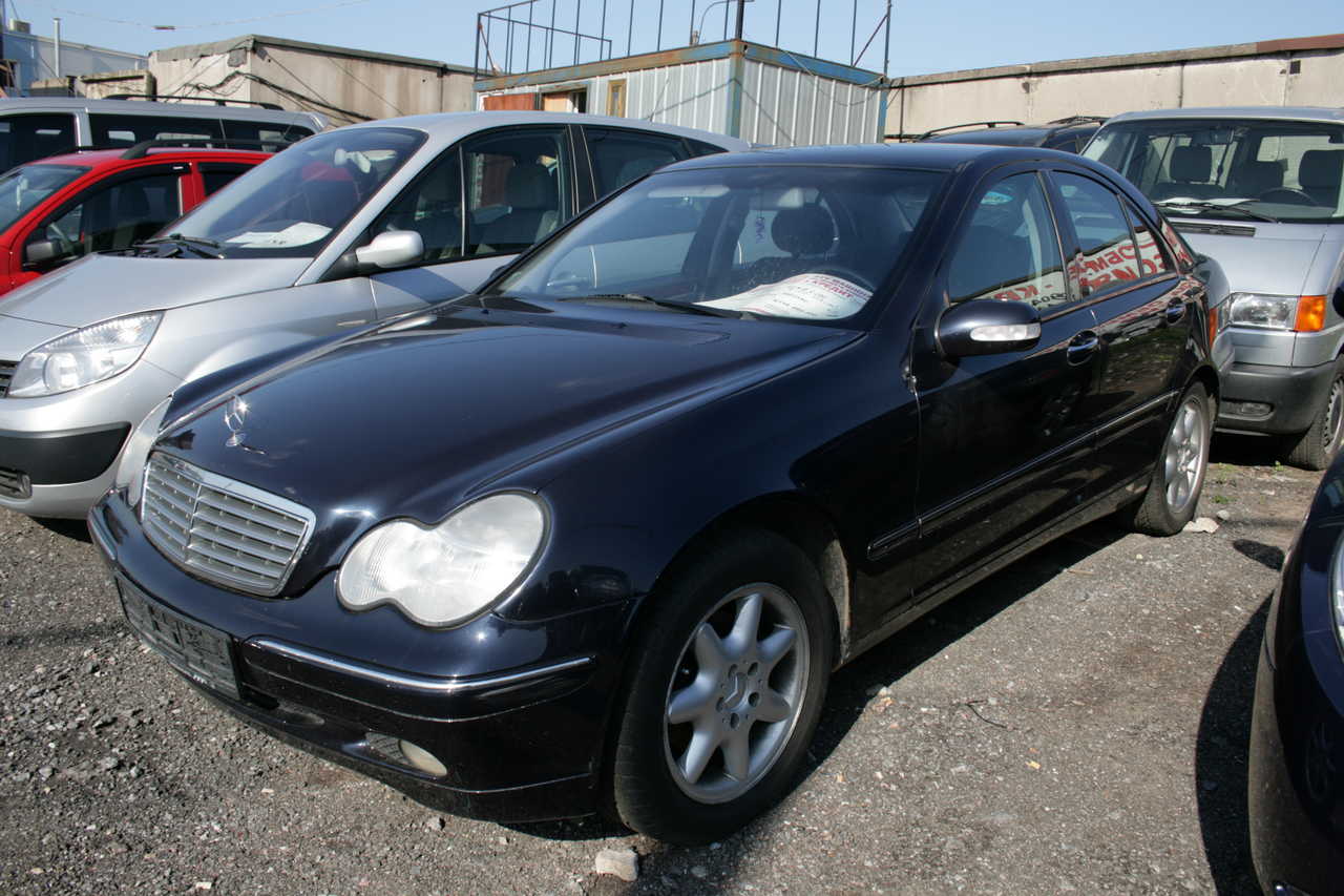 2000 Mercedes-Benz C-Class