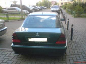 2000 Mercedes-Benz C-Class Photos