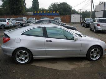2001 Mercedes-Benz C-Class Pictures