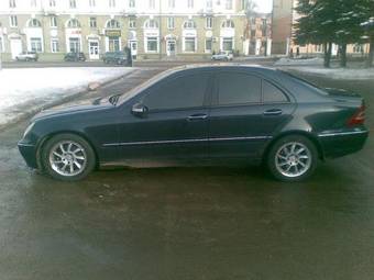2001 Mercedes-Benz C-Class Pics
