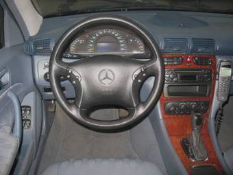 2001 Mercedes-Benz C-Class Photos