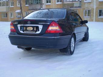 2001 Mercedes-Benz C-Class Images