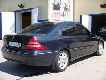 2001 Mercedes-Benz C-Class Pictures