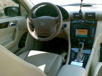 2001 Mercedes-Benz C-Class Photos