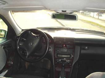 2001 Mercedes-Benz C-Class Pictures