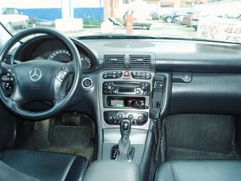 2001 Mercedes-Benz C-Class Pictures