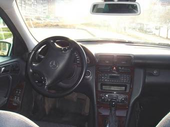 2001 Mercedes-Benz C-Class Pictures