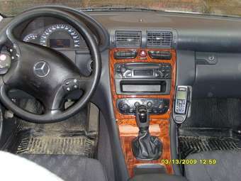 2002 Mercedes-Benz C-Class Images