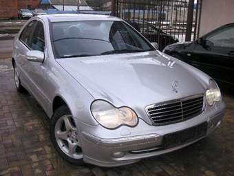 2002 Mercedes-Benz C-Class Pictures