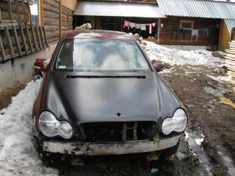 2002 Mercedes-Benz C-Class Pics