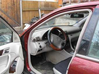 2002 Mercedes-Benz C-Class Pictures
