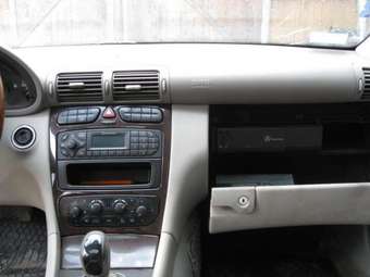 2002 Mercedes-Benz C-Class Images