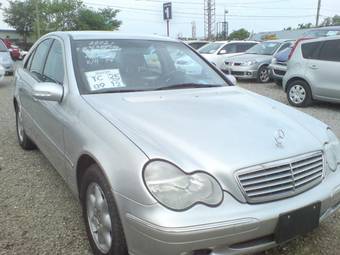 2002 Mercedes-Benz C-Class Photos