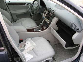 2002 Mercedes-Benz C-Class Pictures