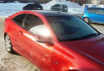 2002 Mercedes-Benz C-Class Pics