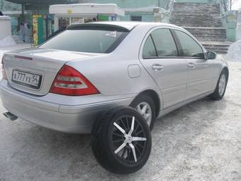 2002 Mercedes-Benz C-Class Images