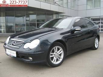 2002 Mercedes-Benz C-Class Pictures