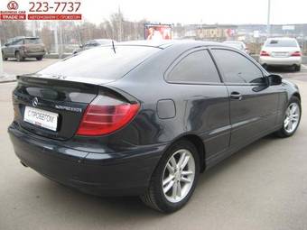 2002 Mercedes-Benz C-Class Pictures