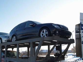 2002 Mercedes-Benz C-Class Pictures