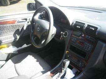 2002 Mercedes-Benz C-Class Images