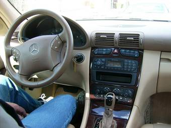 2002 Mercedes-Benz C-Class Pictures