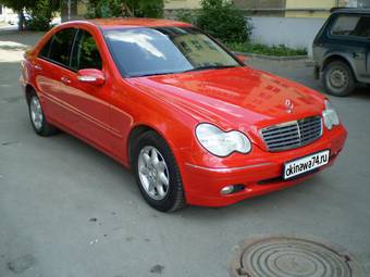 2002 Mercedes-Benz C-Class Pictures