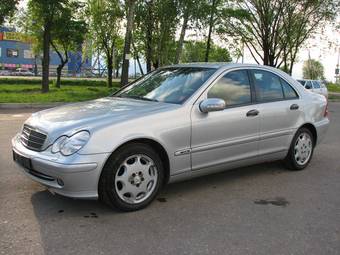 2002 Mercedes-Benz C-Class Images