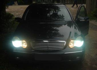 2002 Mercedes-Benz C-Class Pictures