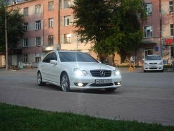 2002 Mercedes-Benz C-Class Pictures