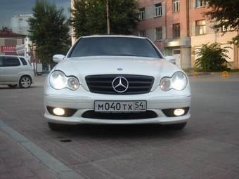 2002 Mercedes-Benz C-Class Pictures