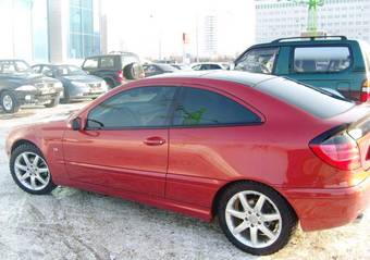 2002 Mercedes-Benz C-Class Pictures