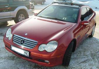 2002 Mercedes-Benz C-Class Pictures