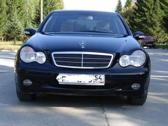 2002 Mercedes-Benz C-Class Photos