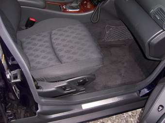 2003 Mercedes-Benz C-Class Pics