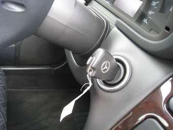 2003 Mercedes-Benz C-Class Pictures