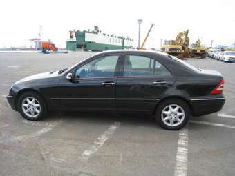 2003 Mercedes-Benz C-Class Pictures